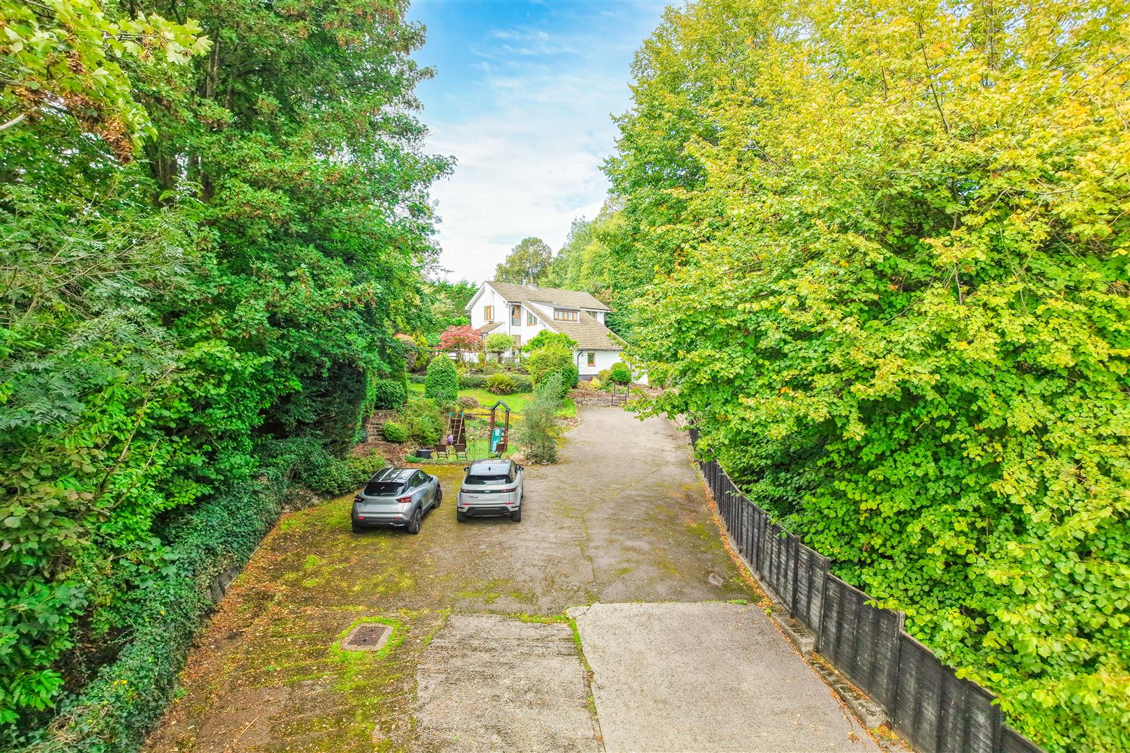 White Lodge, Mill Road, Dinas Powys, CF64 4BT